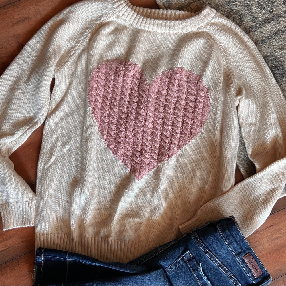 Heart sweater cream pink Small